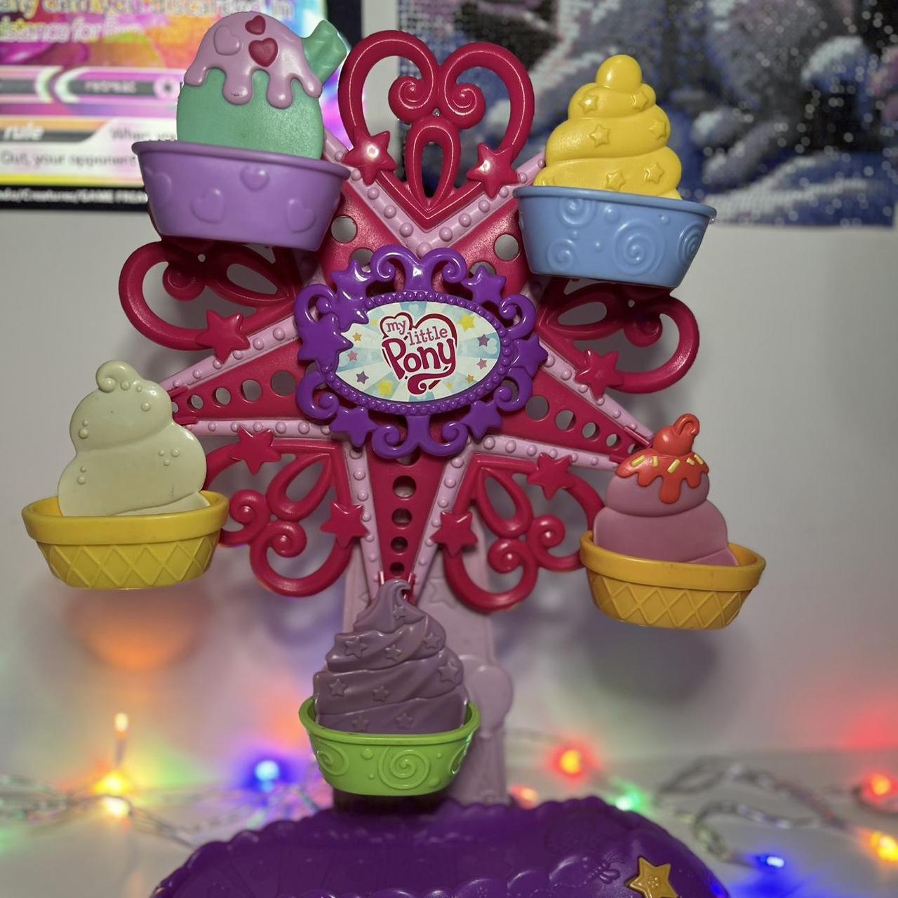 My Little Pony 2009 Ferris wheel Works well. A bit... | Depop