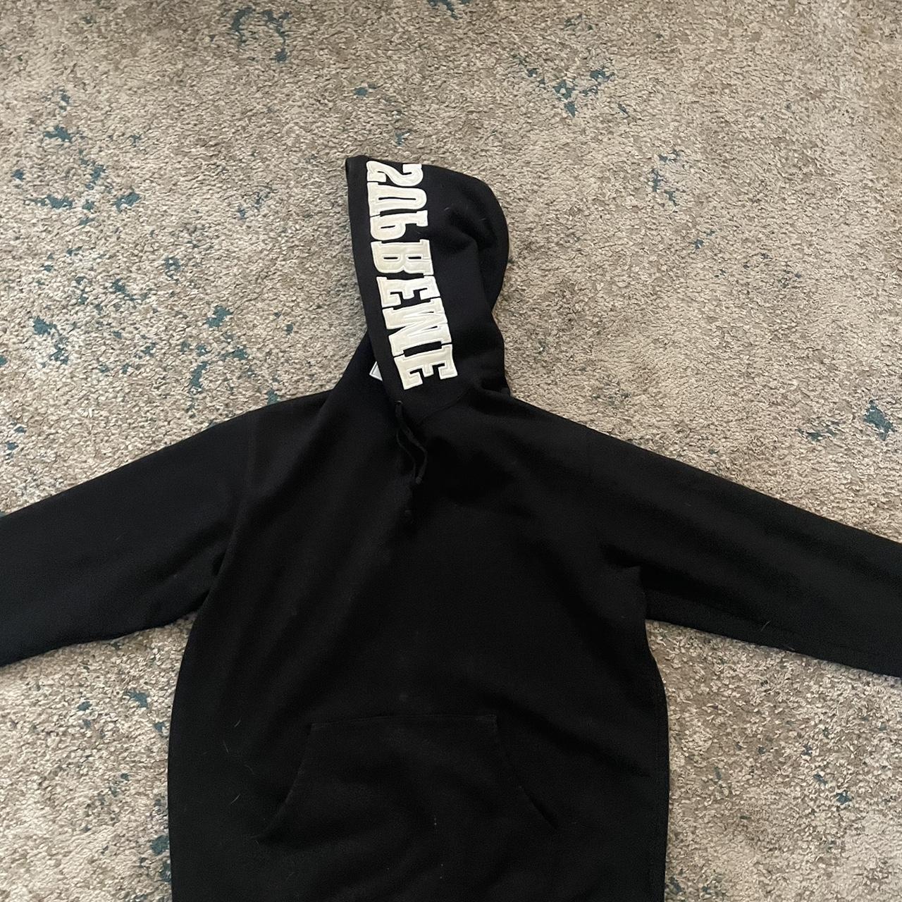 Supreme Men's Black and White Hoodie | Depop