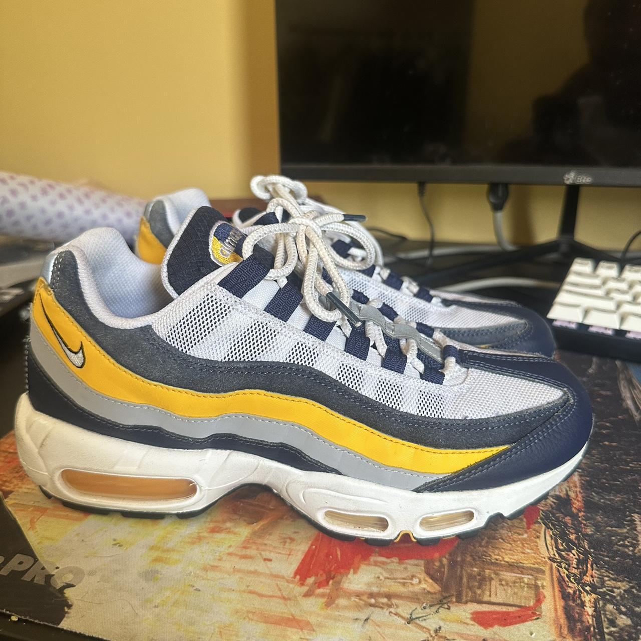 navy blue and yellow air max 95