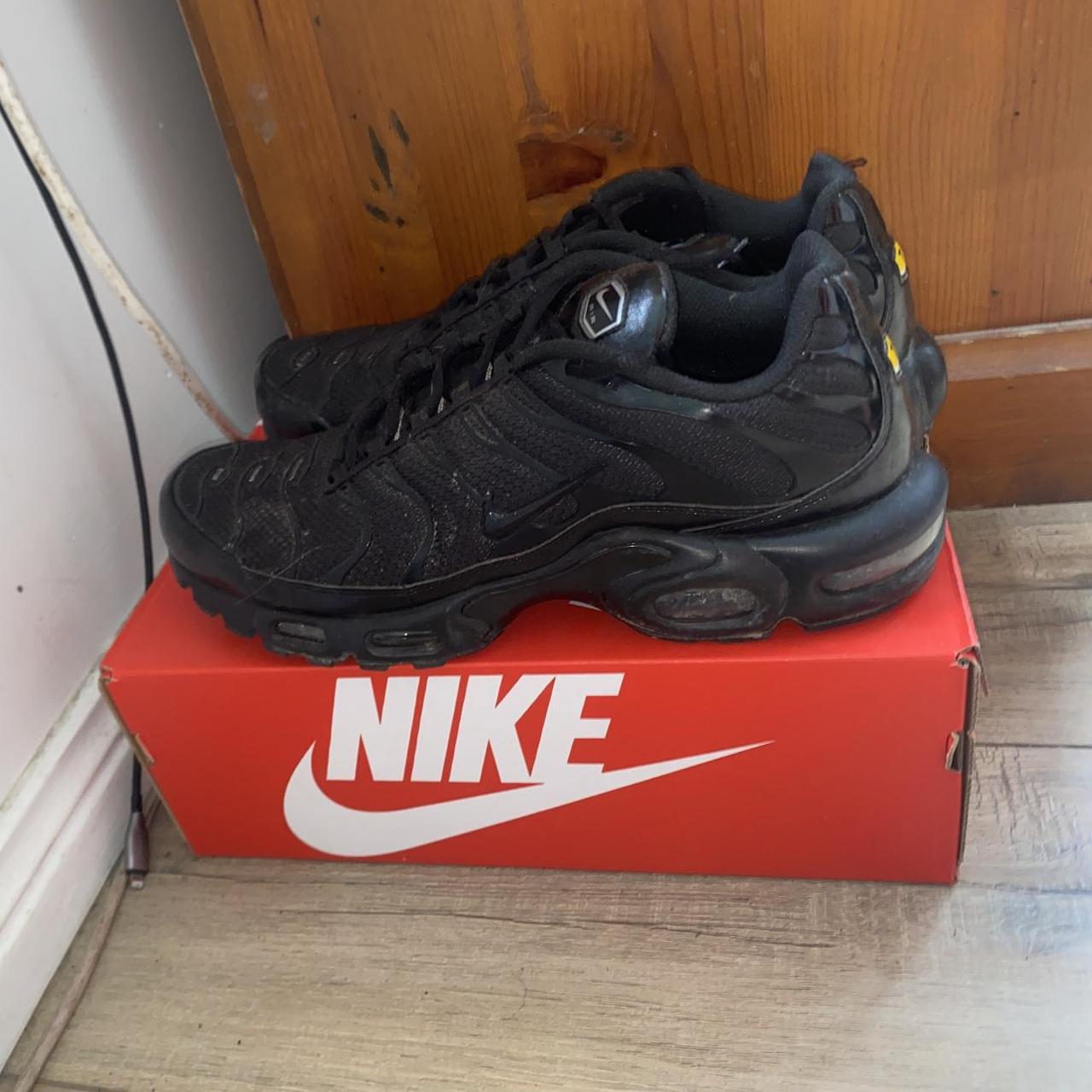 triple black tns mens