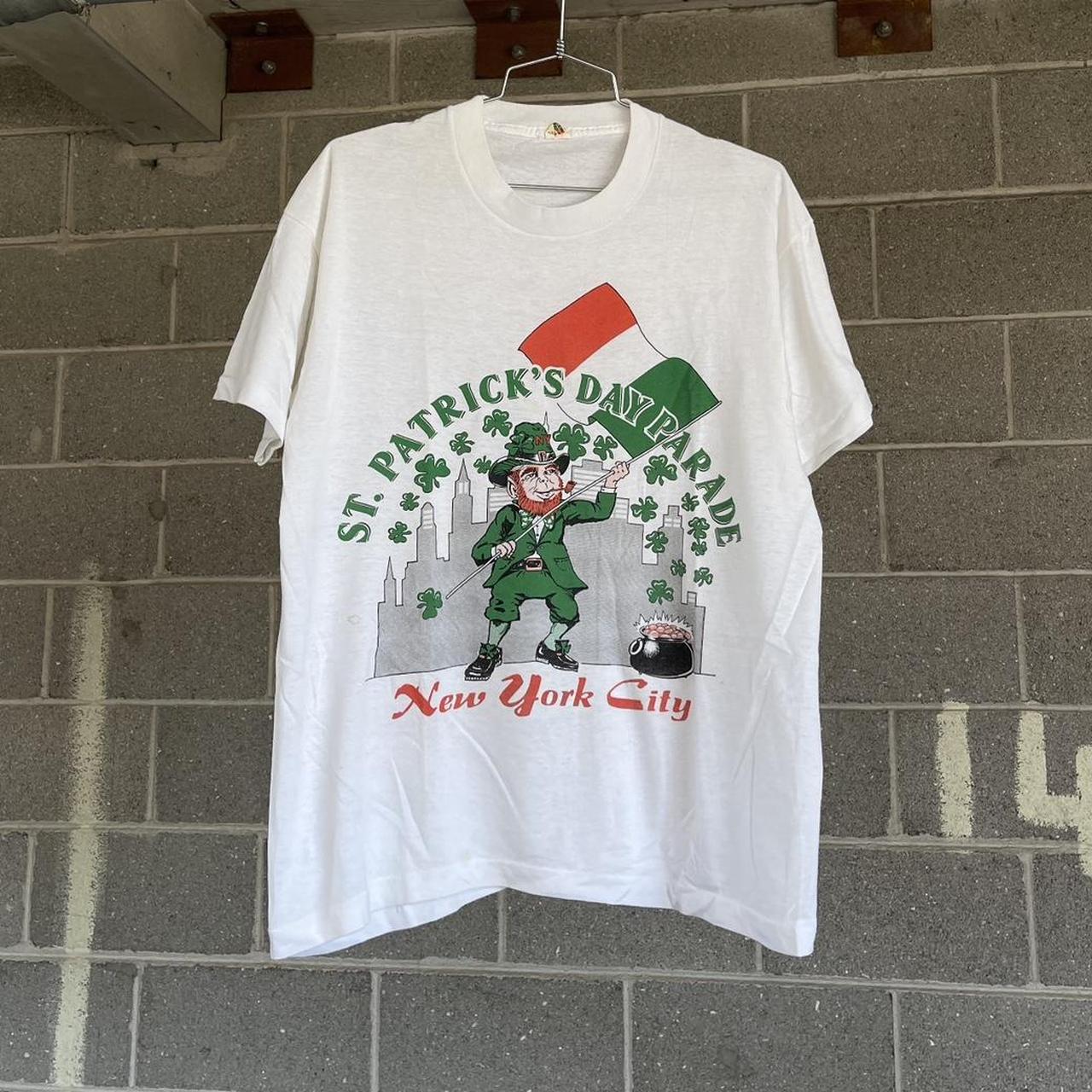 White/green New York shirt ( size small) - Depop