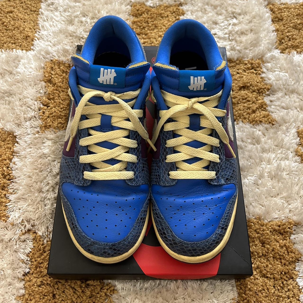 undefeated dunk signal blue