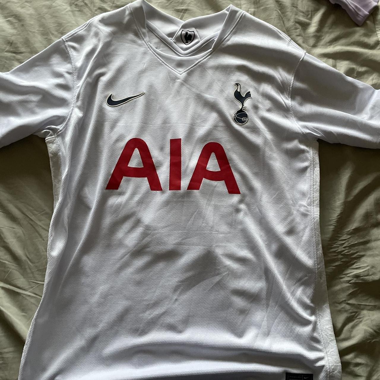 2021 22 Tottenham Home Shirt Bergwijn 23 Size Medium - Depop