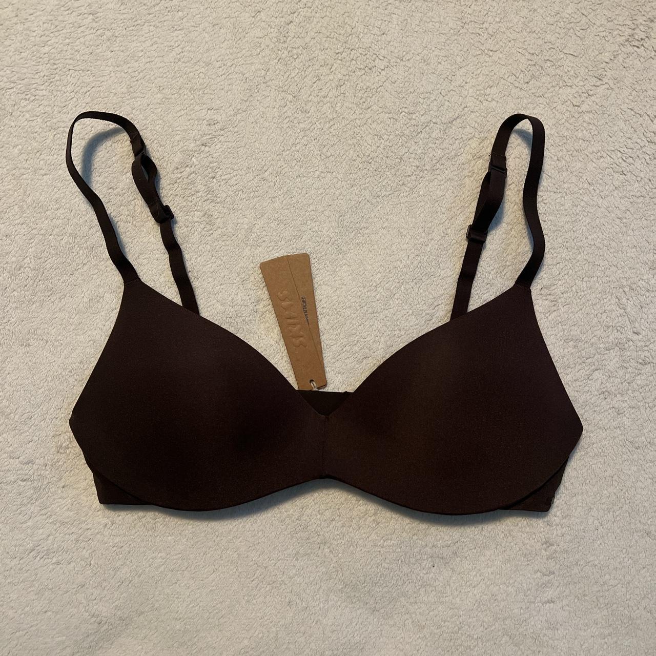 Skims Wireless Push Up Plunge Bra Brand New In Depop