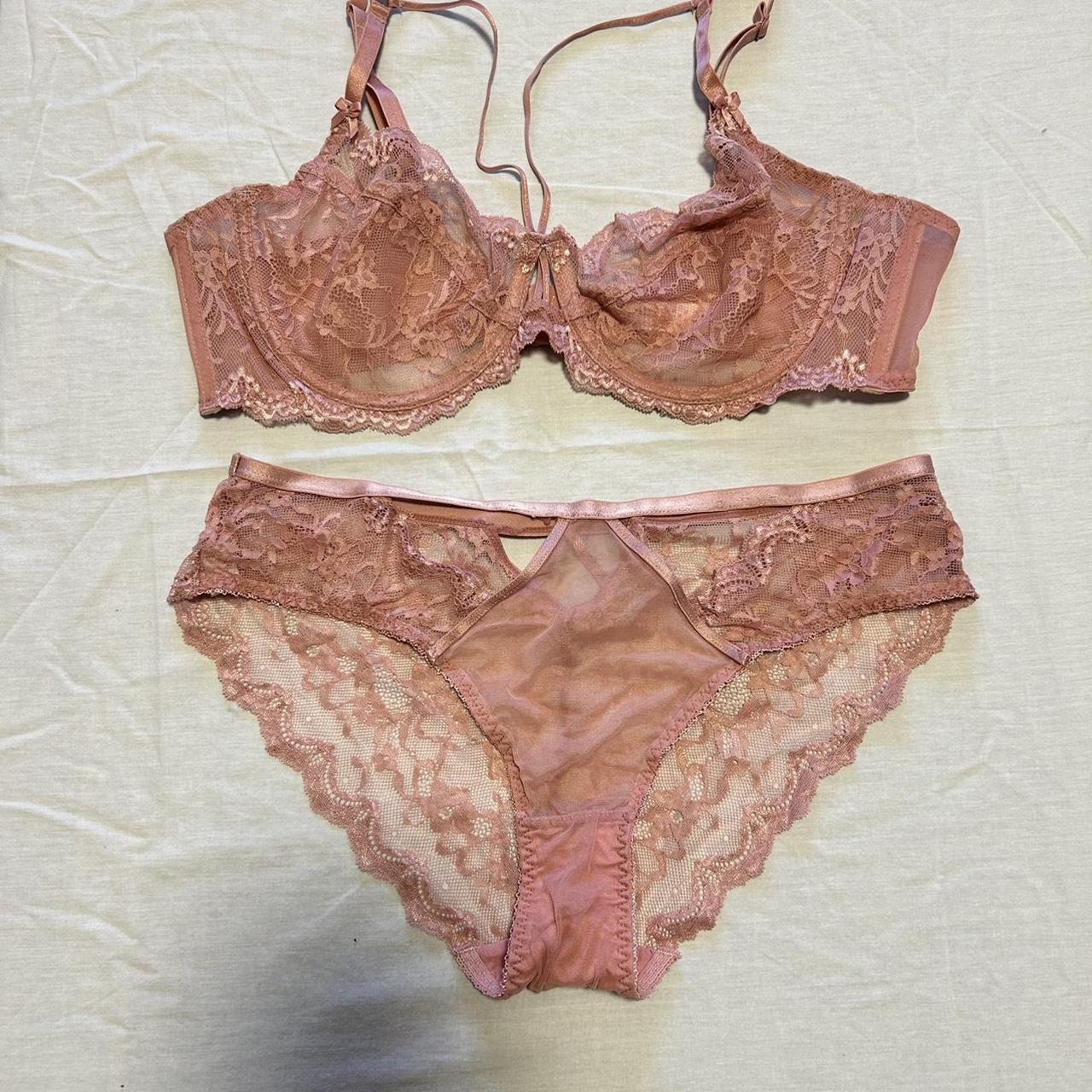 cute pink lingerie set, size 38D. bra was wore once - Depop