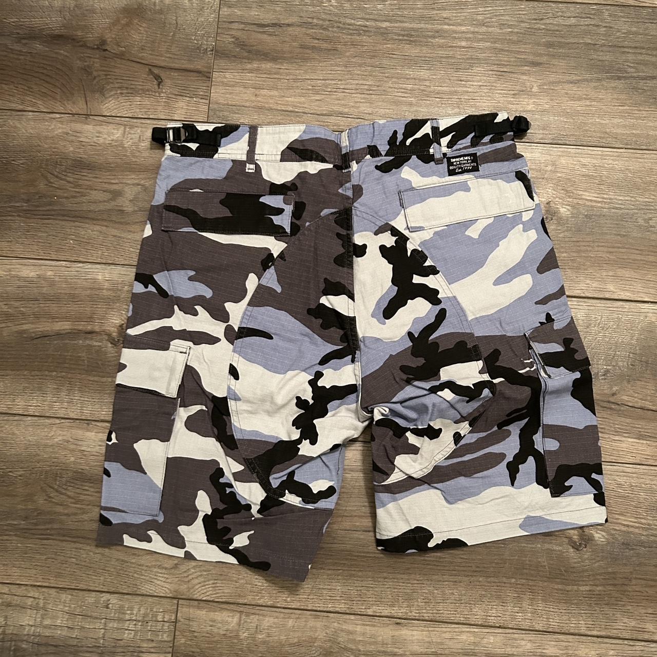 Supreme German camo cargo short Size 32 Brand like new - Depop