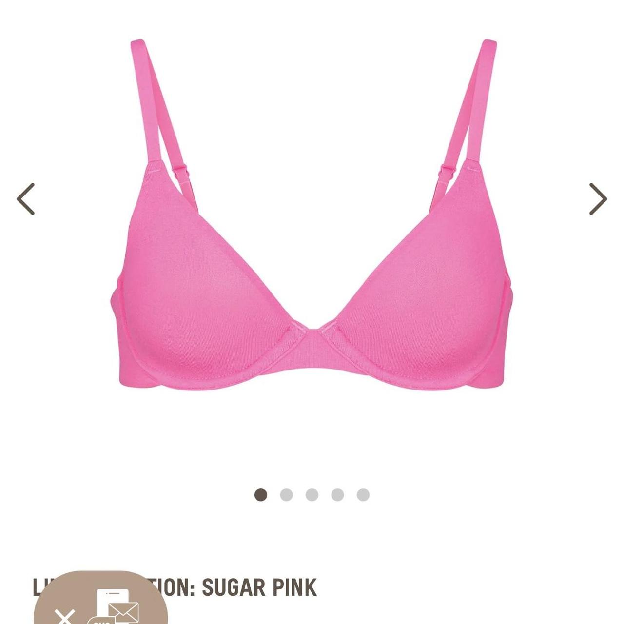 Skims Women's Pink Bra Depop