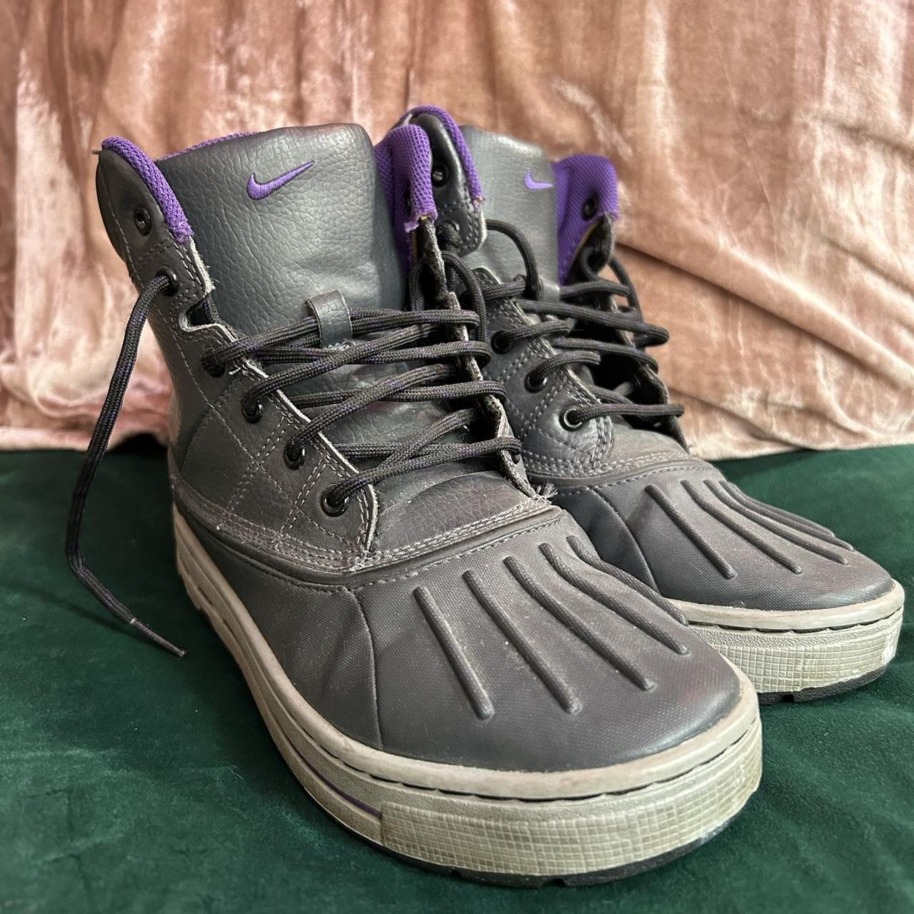 nike duckboot purple