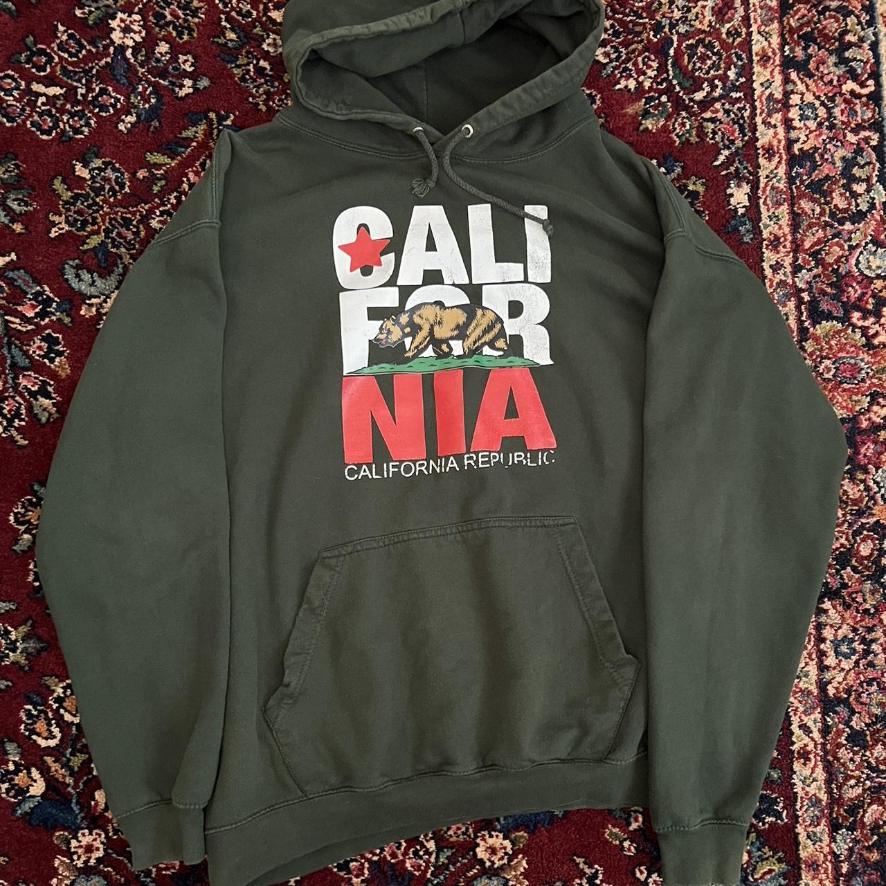 Cali hoodie some of the label is starting to peel - Depop