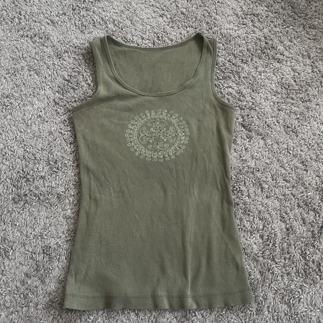 2000s tank-tops-early - Depop