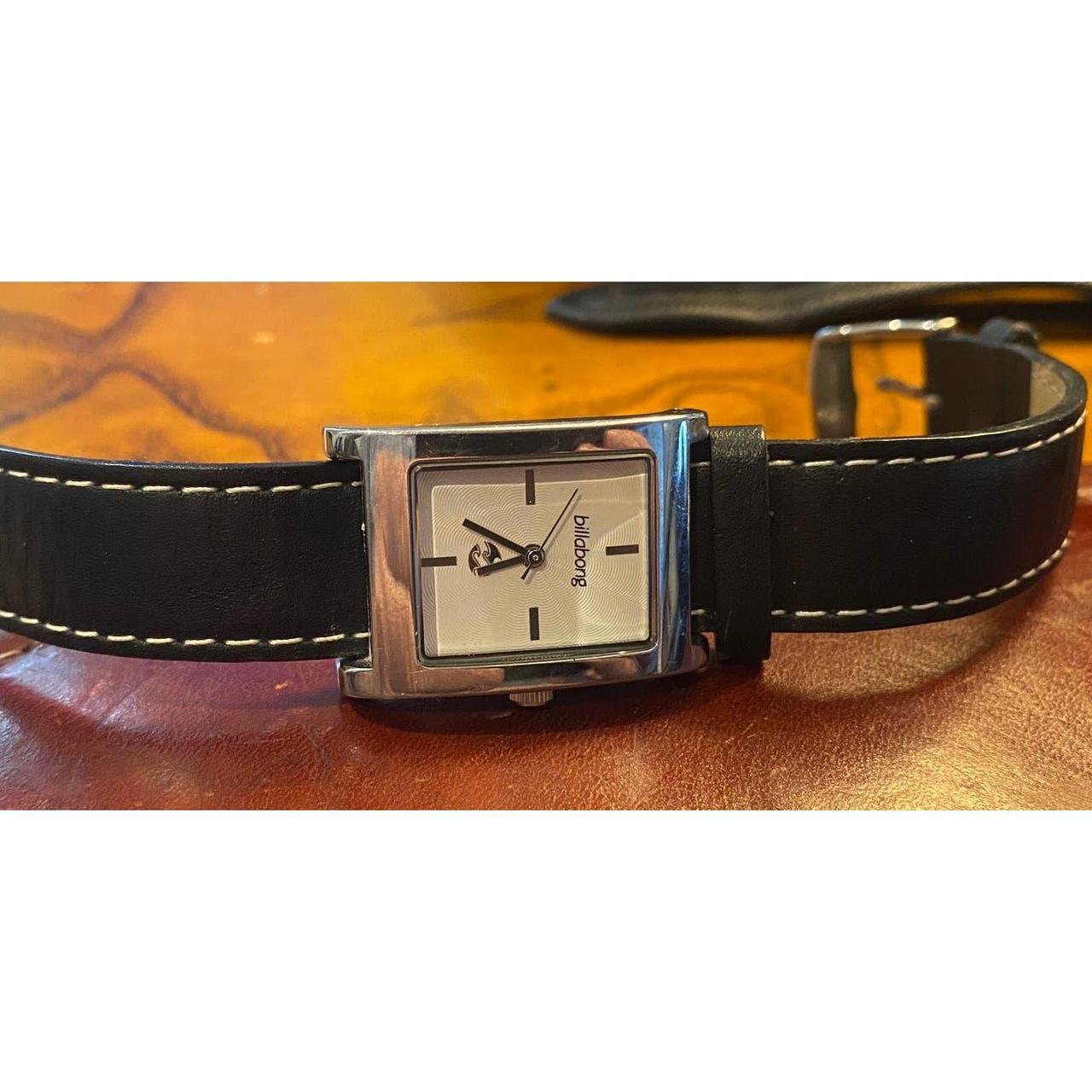 Beautiful Billabong watch [100% authentic], 名牌, 手錶- Carousell