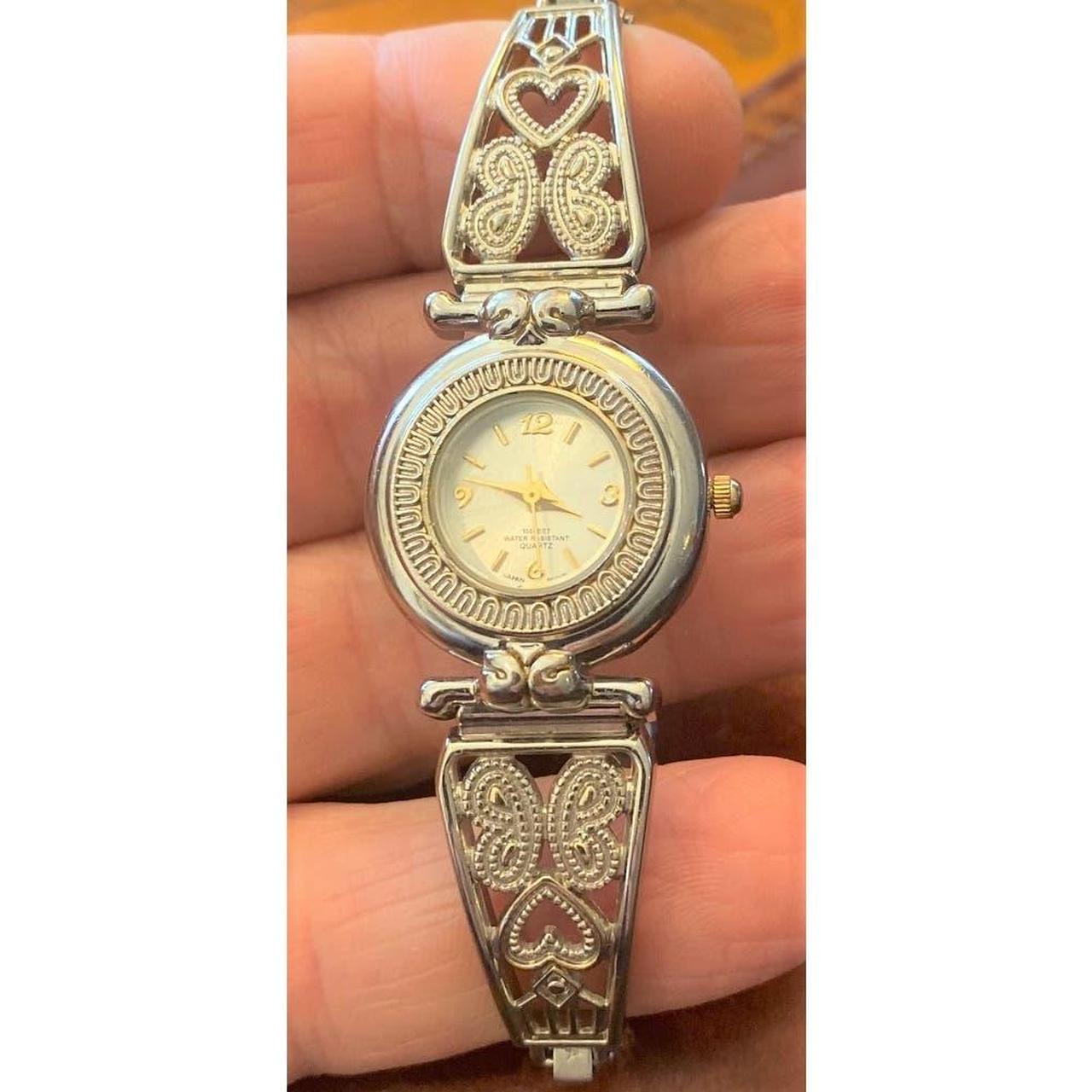 White Stag Ladies Watch WS79 Silver Tone Stretch Band Round 28 mm White  Dial | eBay