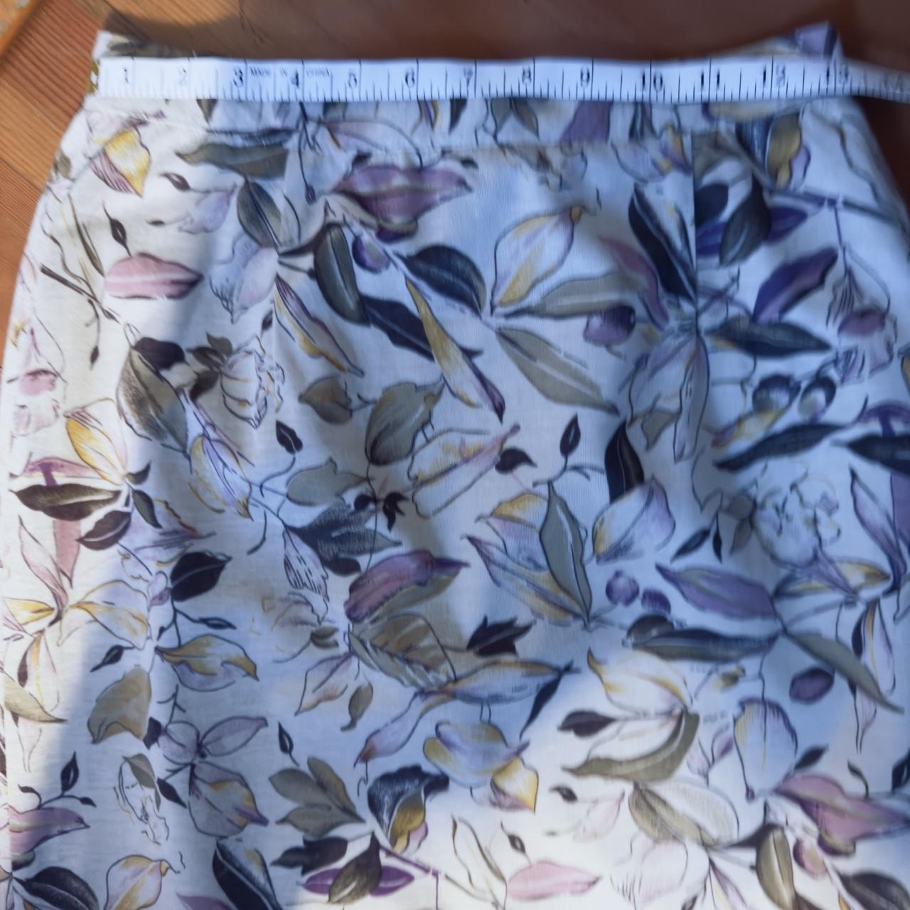 Source Unknown Women's Skirt - Multi/White - 6 – … - image 4