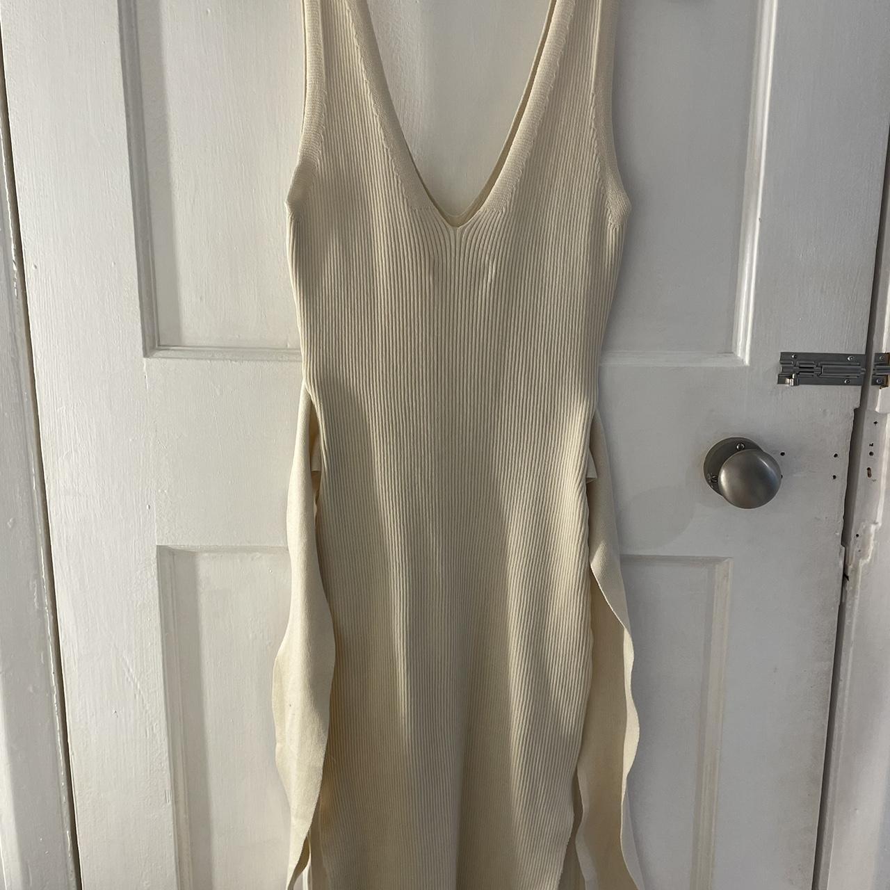 Cream midi dress Only worn once and is in perfect... - Depop