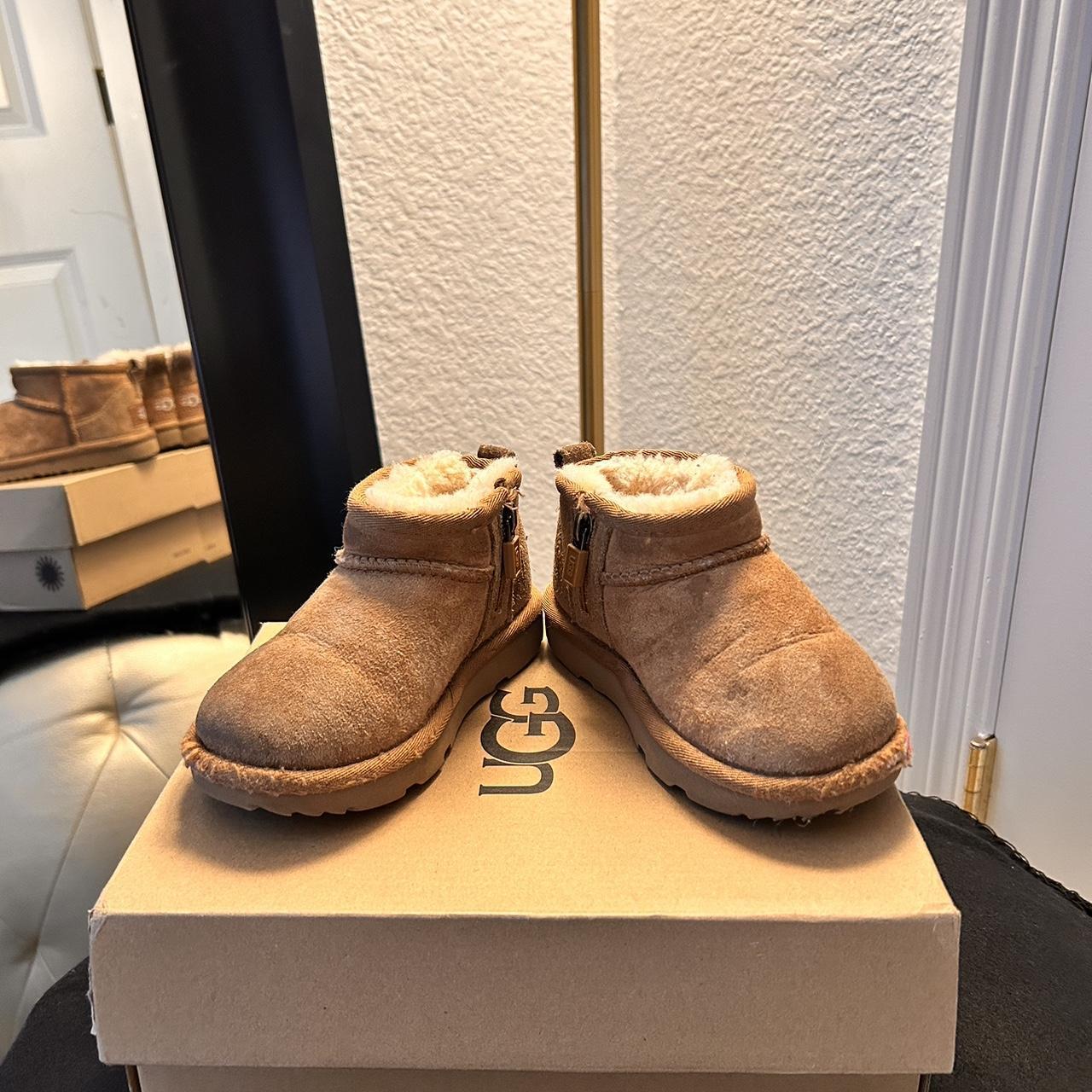 Toddler 9 UGGS buy