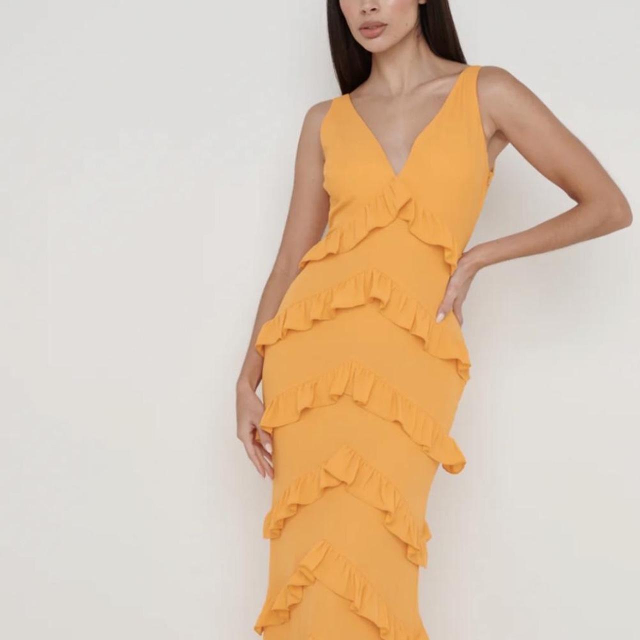 Ruffle bottom hotsell maxi dress