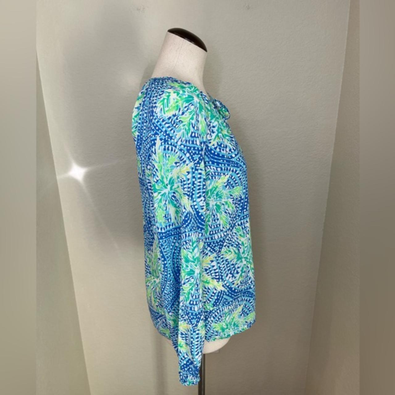 Lilly Pulitzer Willa on sale Top Tropic Like Its Hot Size L