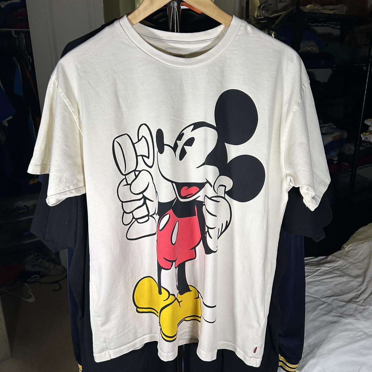 Levi's mickey 2025 mouse t shirt