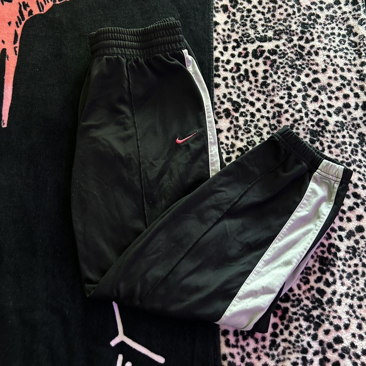 Nike women's hot sale cuffed sweatpants