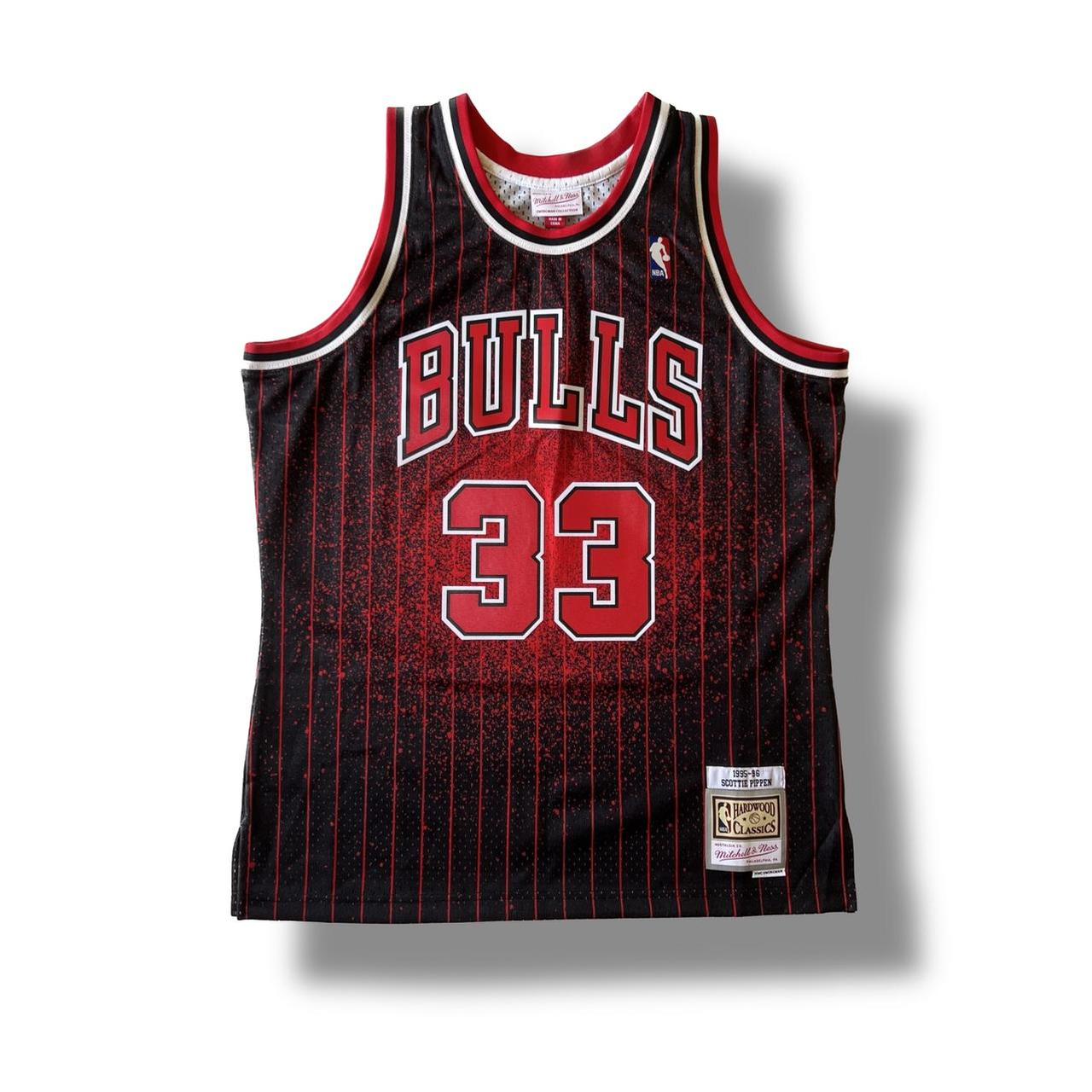 Mitchell & Ness Men's Top - Red - L