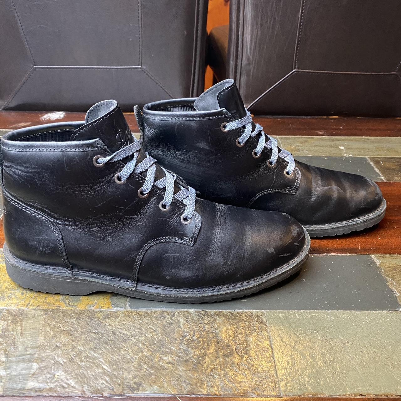 Danner Wolf Creek Chukka boots Full grain black... - Depop