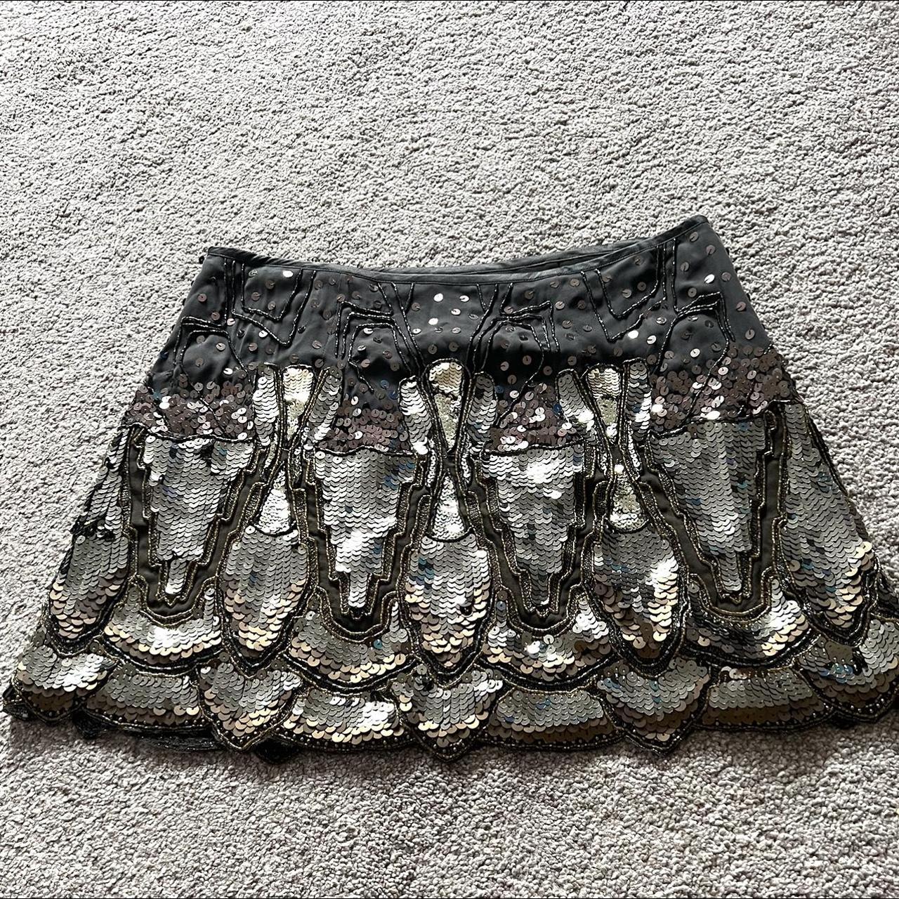 Karen Millen Stunning Silk Sequin Mini Skirt Size Uk... Depop