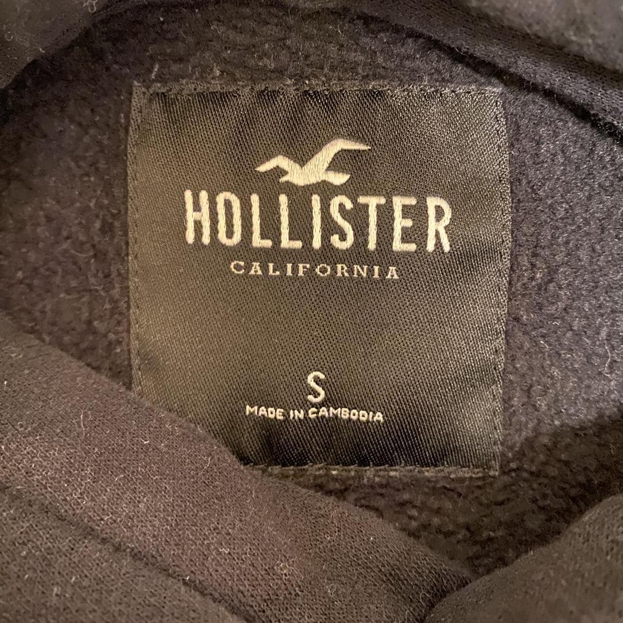 Hollister Co. Men's Black and White Hoodie | Depop