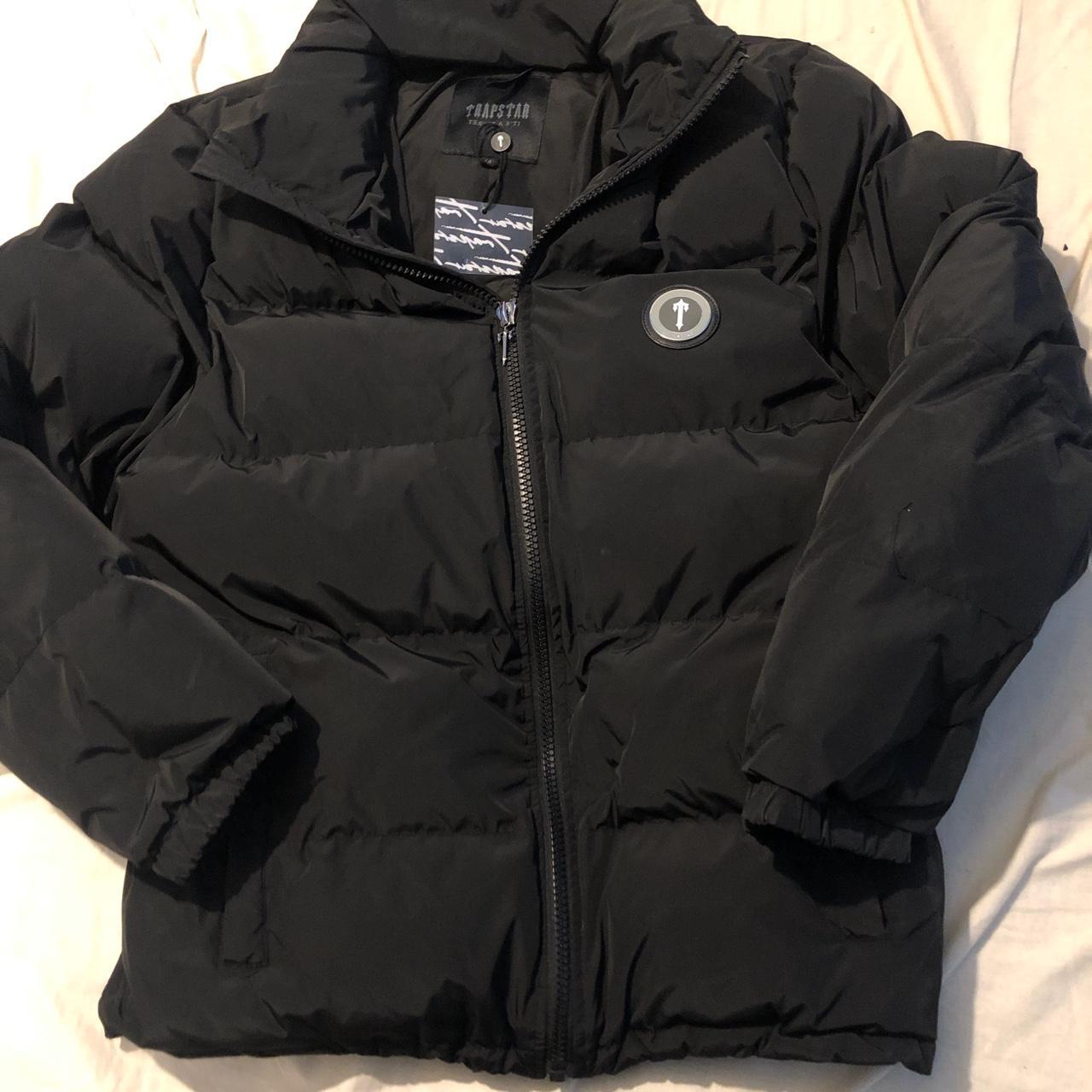 Trapstar coat used one time, size M Depop