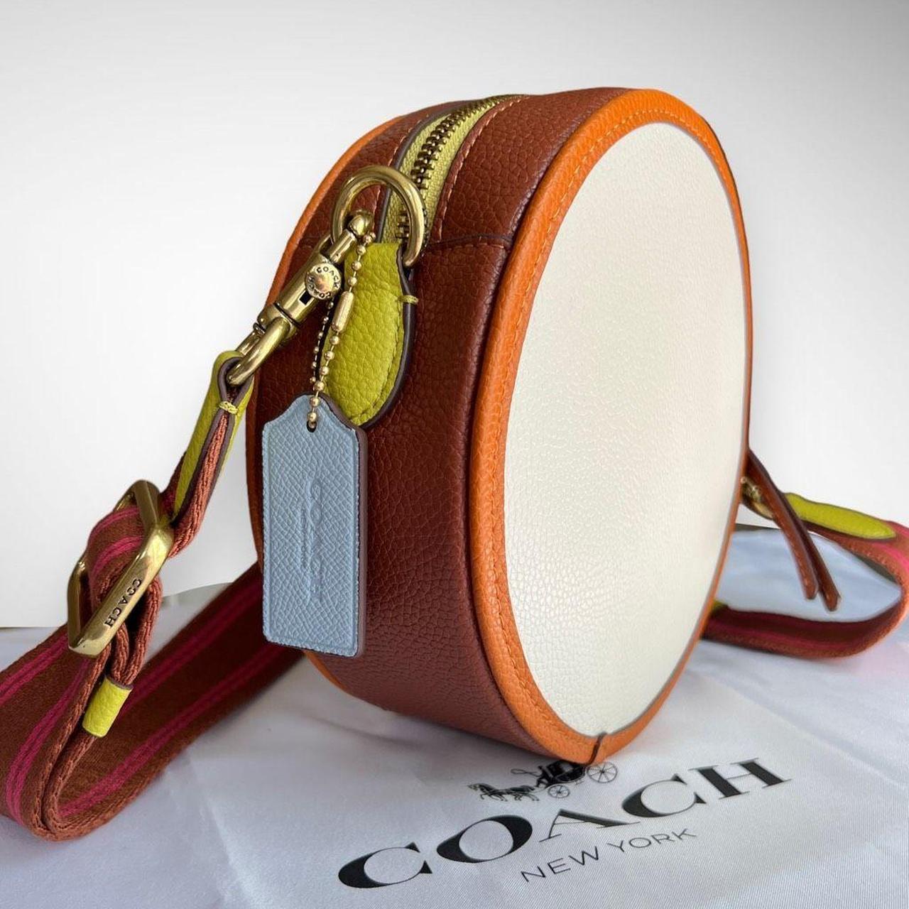 Coach on sale round purse