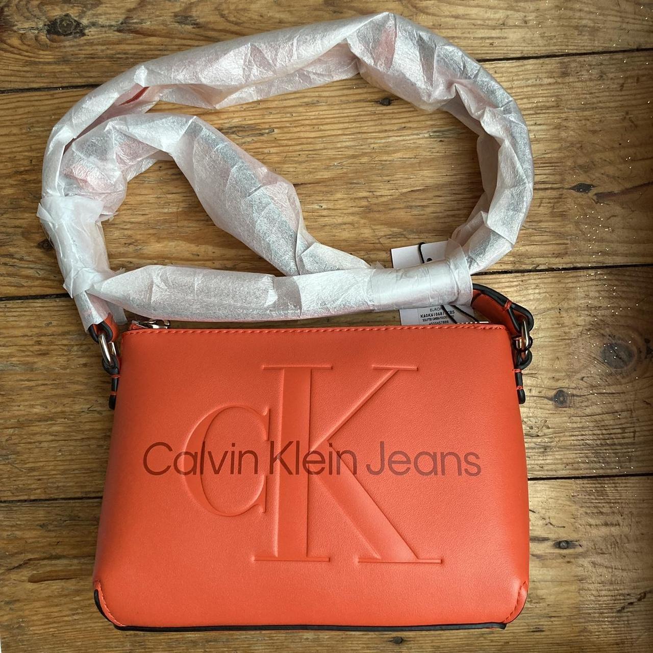 Calvin Klein Jeans SCULPTED CAMERA POUCH MONO - Across body bag