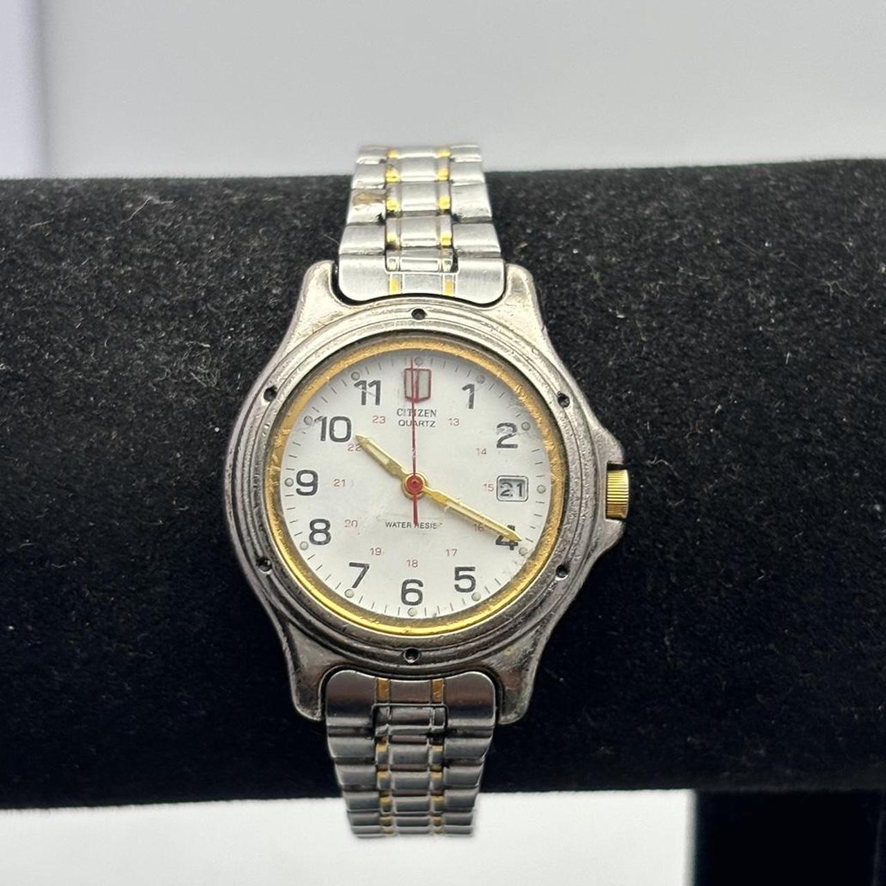 Citizen Men's Silver and Gold Watch (2)