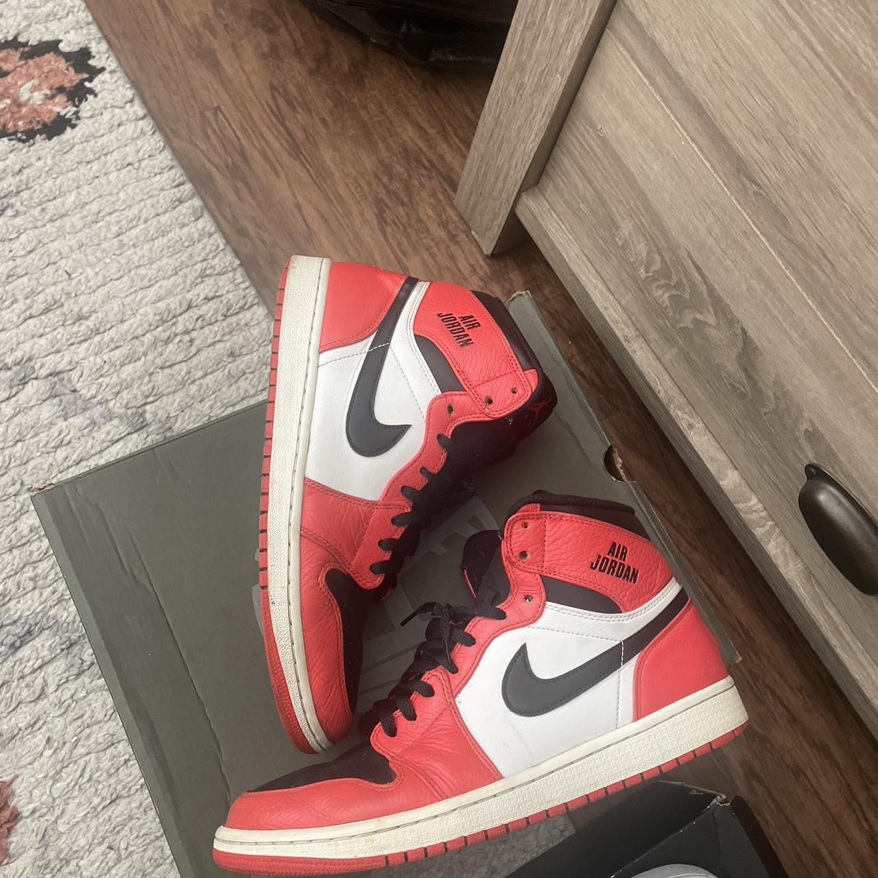 mid tops jordan 1