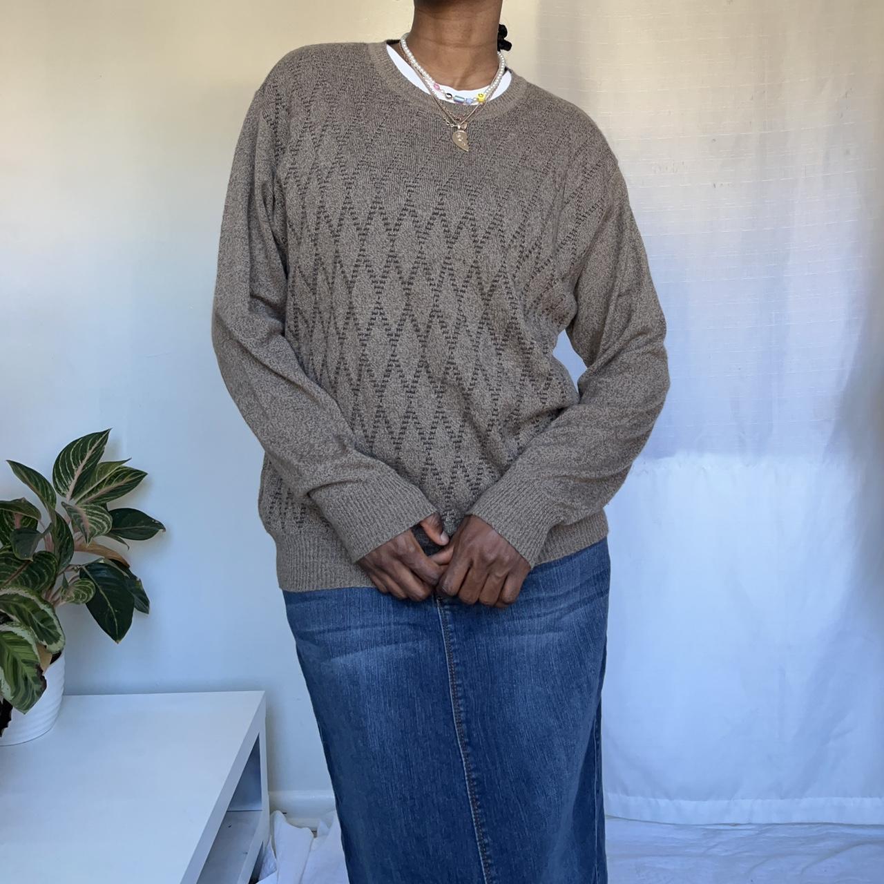 Extreme Fit Women's Silver and Black Jumper (3)
