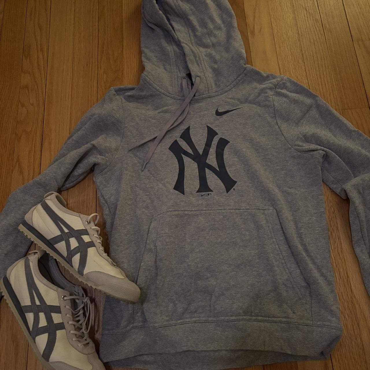 item listed by ellyrose9