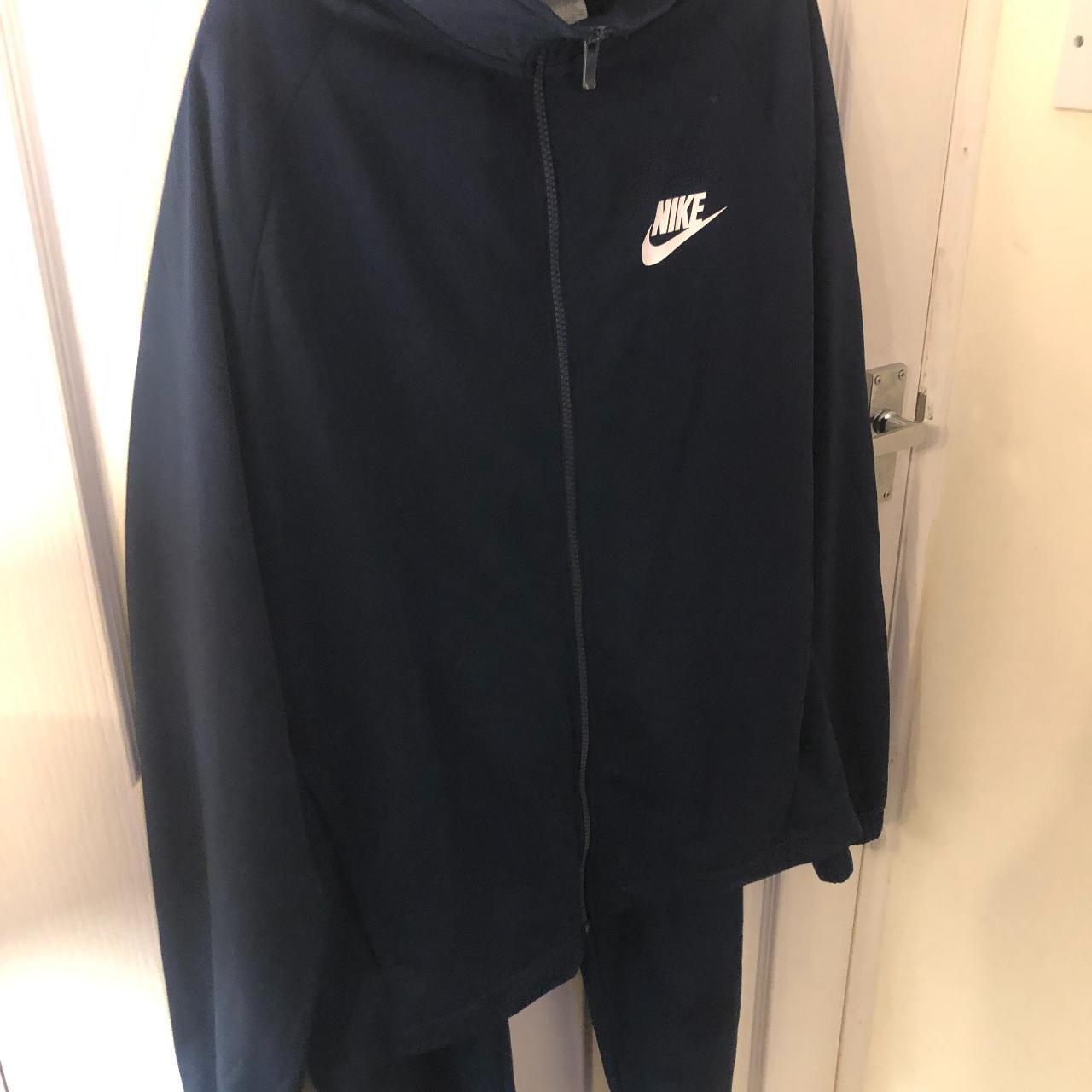 mens nike navy tracksuit