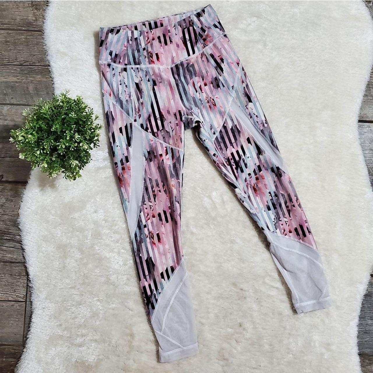 Calia by Carrie Underwood Gray Leggings with Pink Mesh