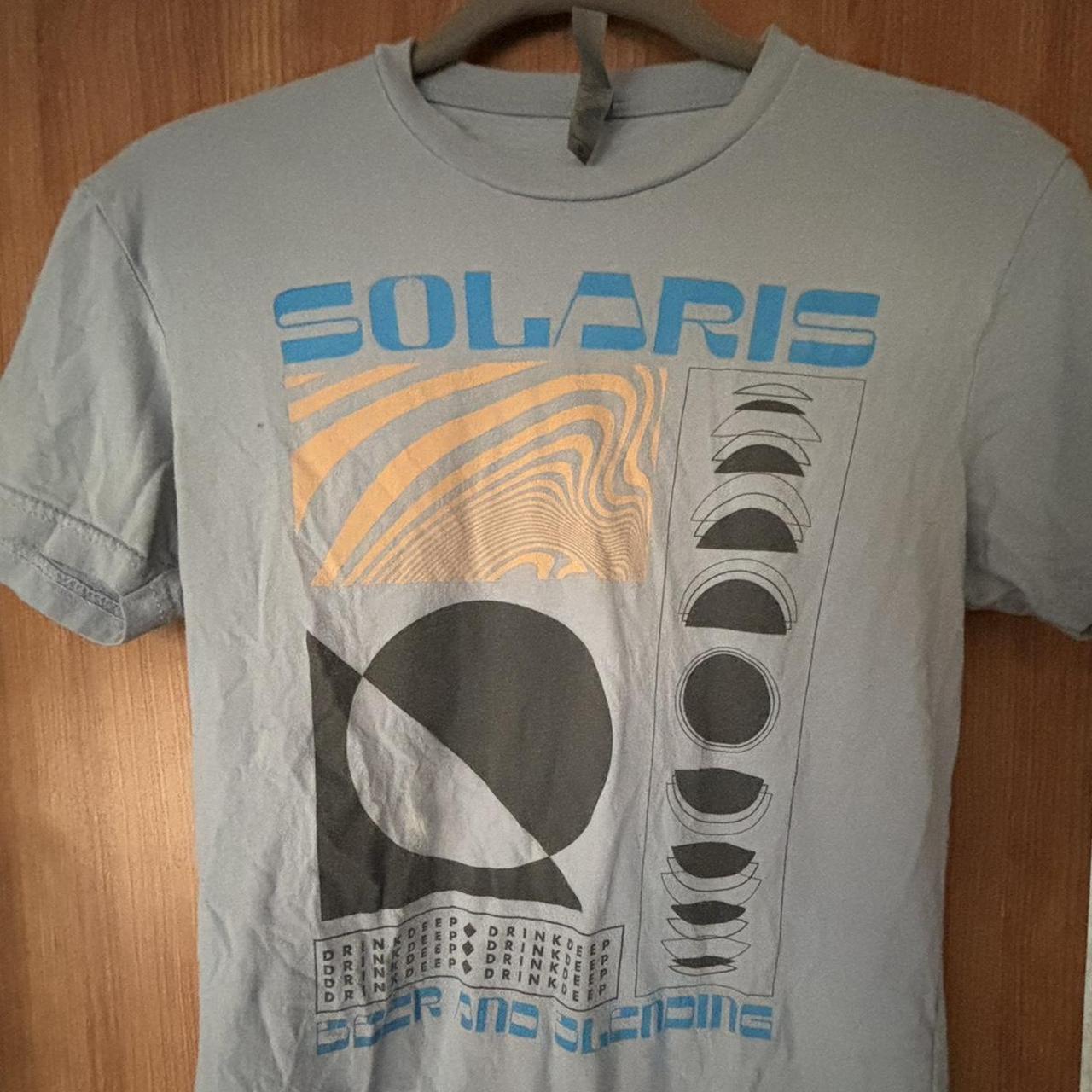 Solaris, Shirts