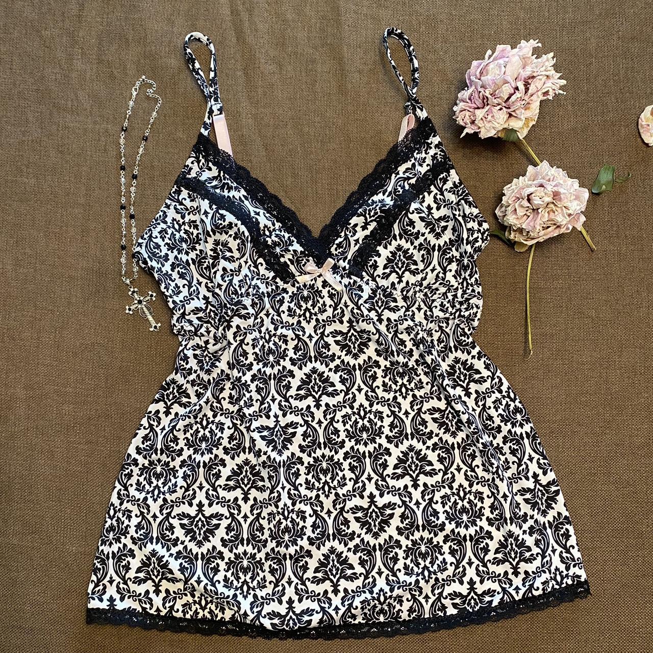 black patterned babydoll top -in like new pristine... - Depop