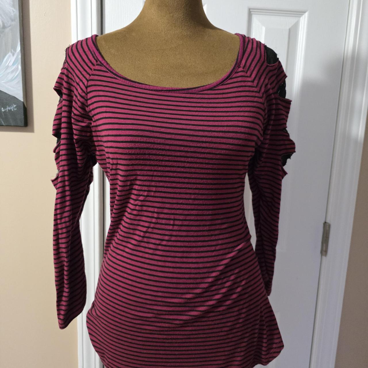 item listed by moonlitsales