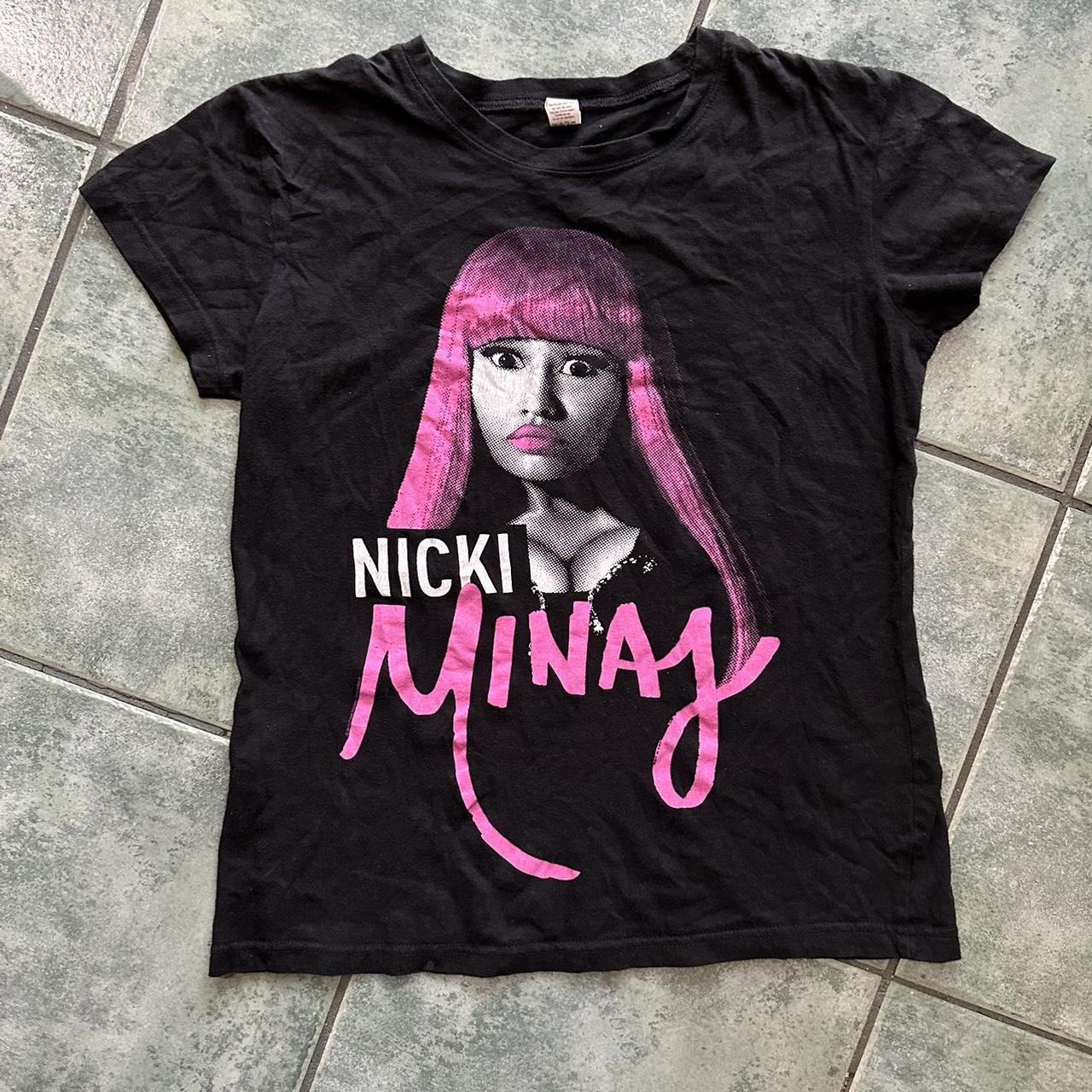 Nicki Minaj: Graphic T-Shirt, Leather Leggings