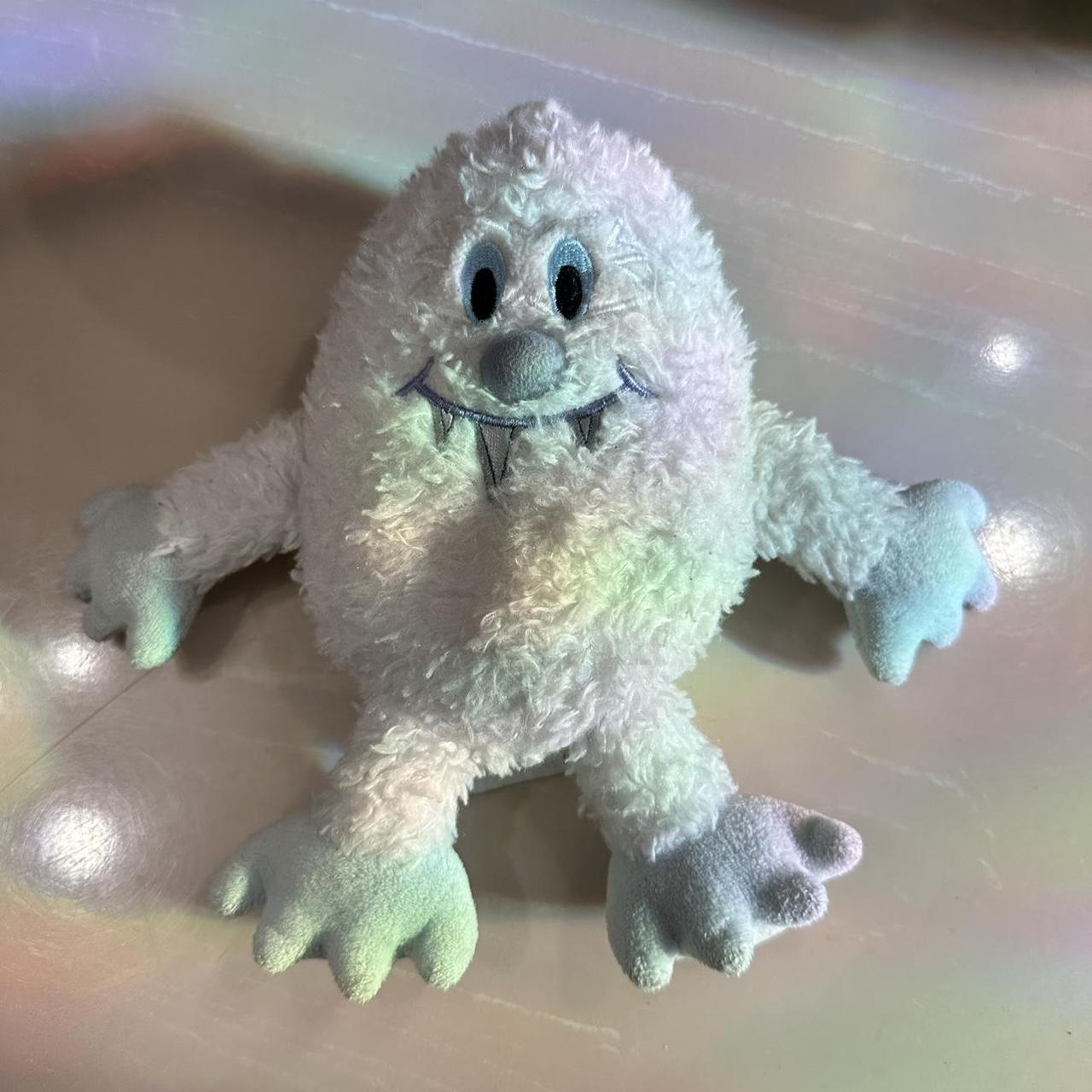 Disney yeti stuffed animal online