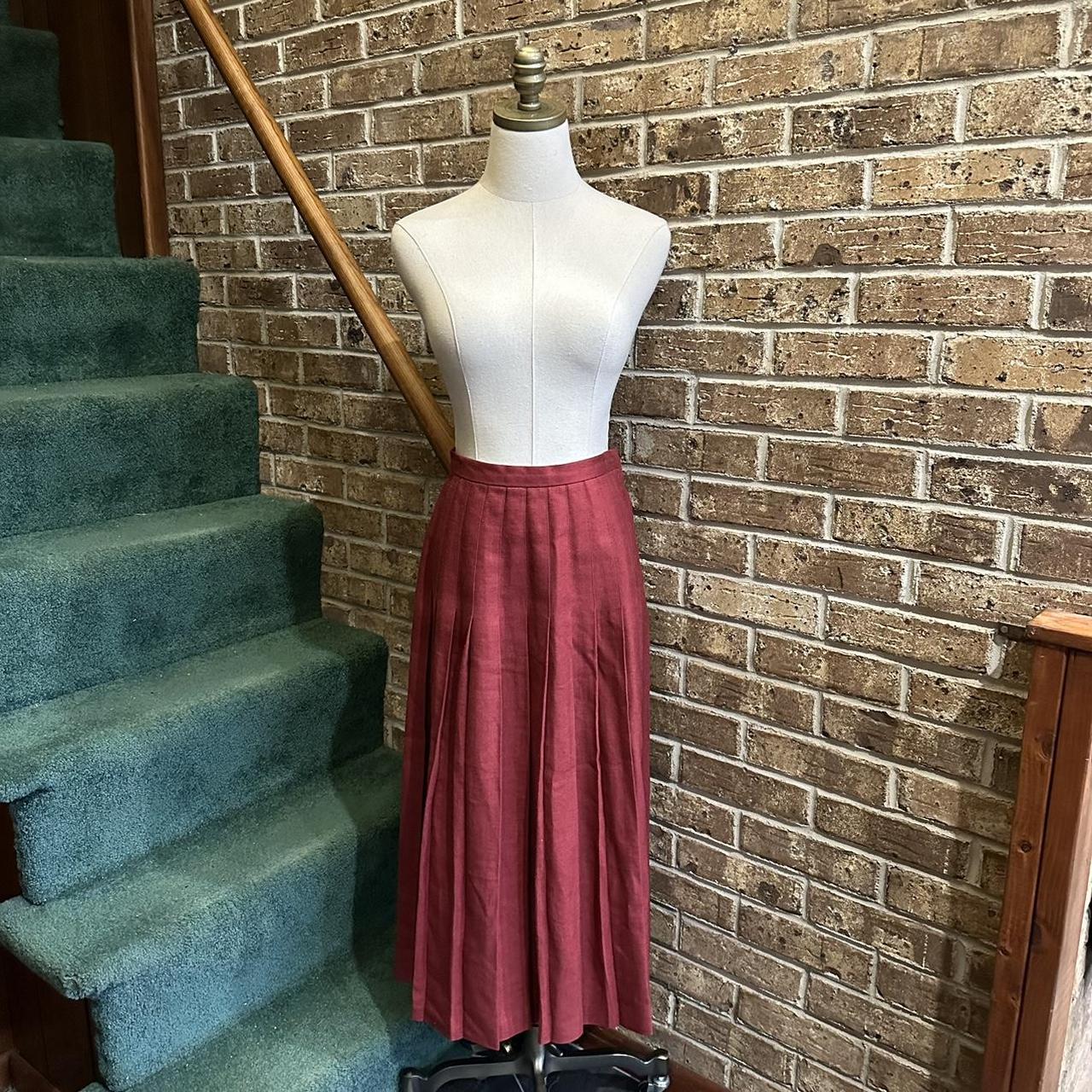 Burgundy skirt 80s hotsell