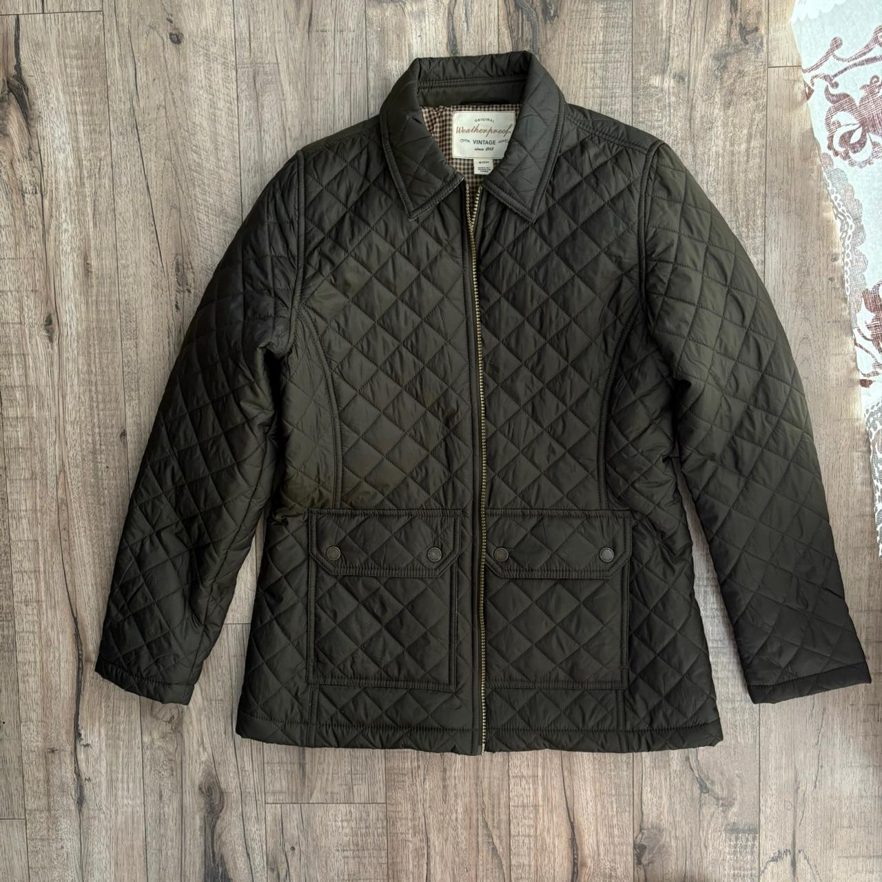 item listed by elianasfits