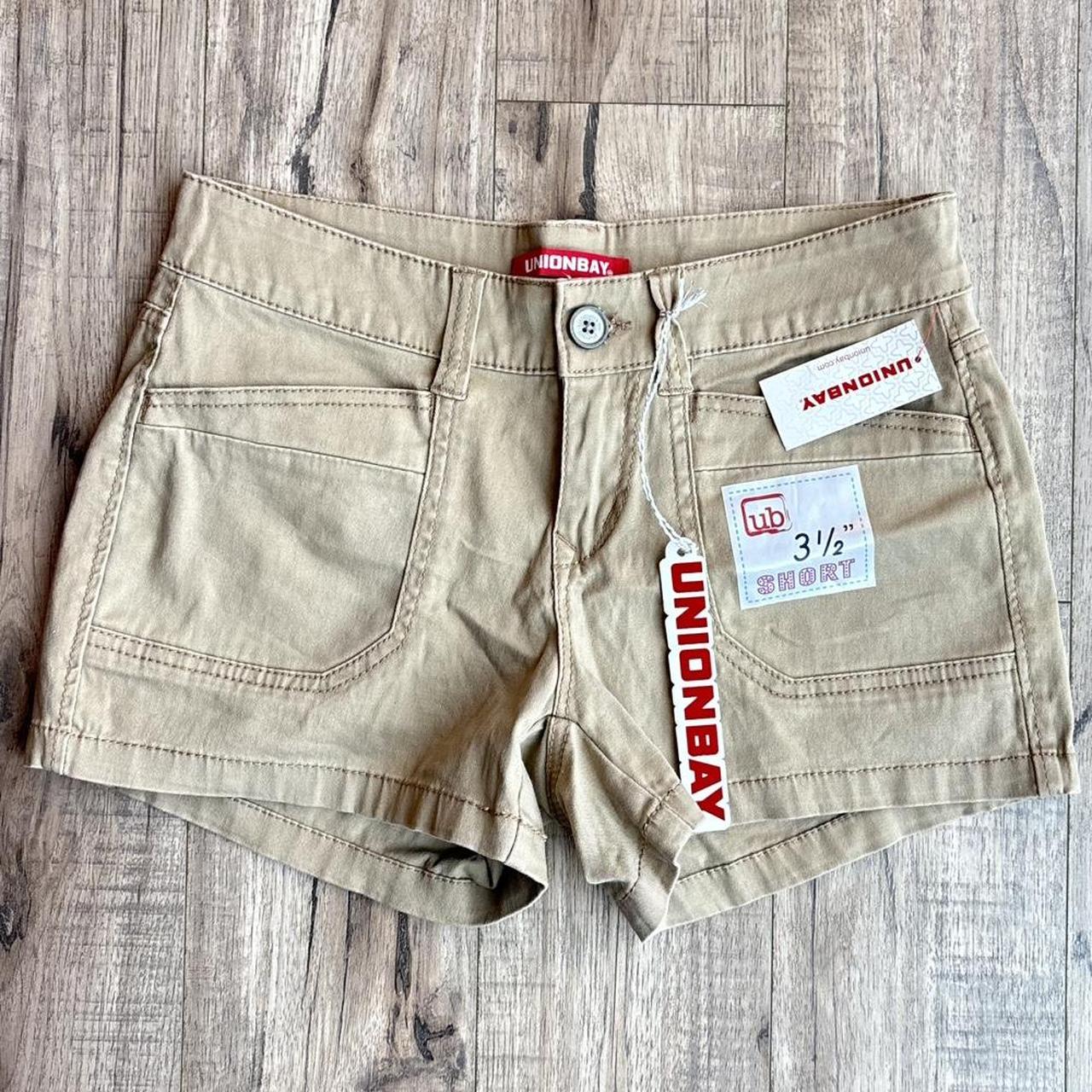 item listed by elianasfits