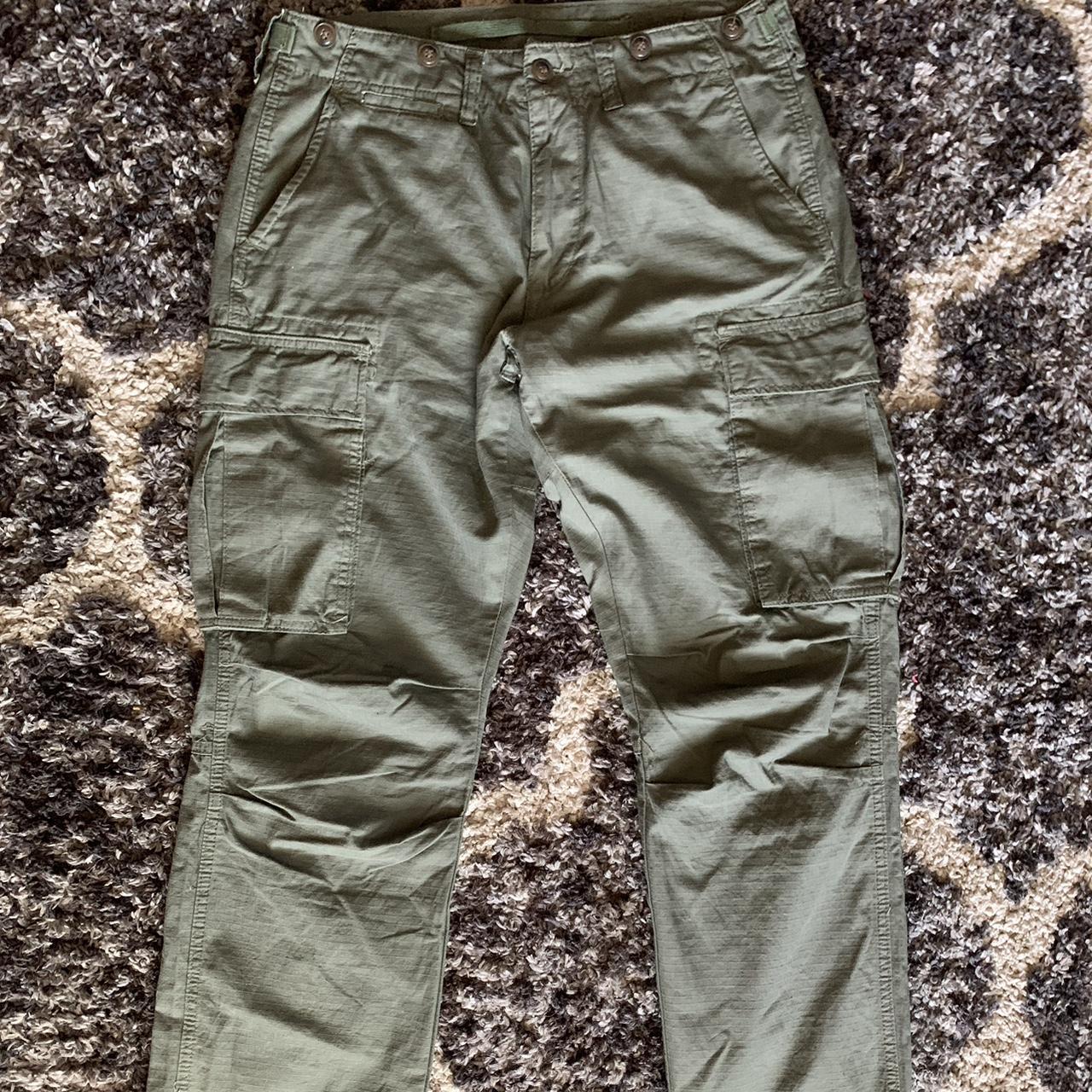 MNML Vintage Cargos Olive #cargos #vintage #mnml - Depop