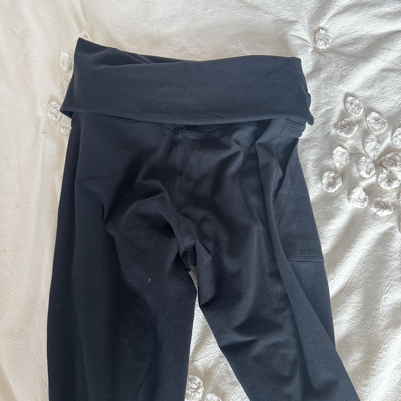 Kelly green Aerie flared leggings. Perfect for GBD - Depop