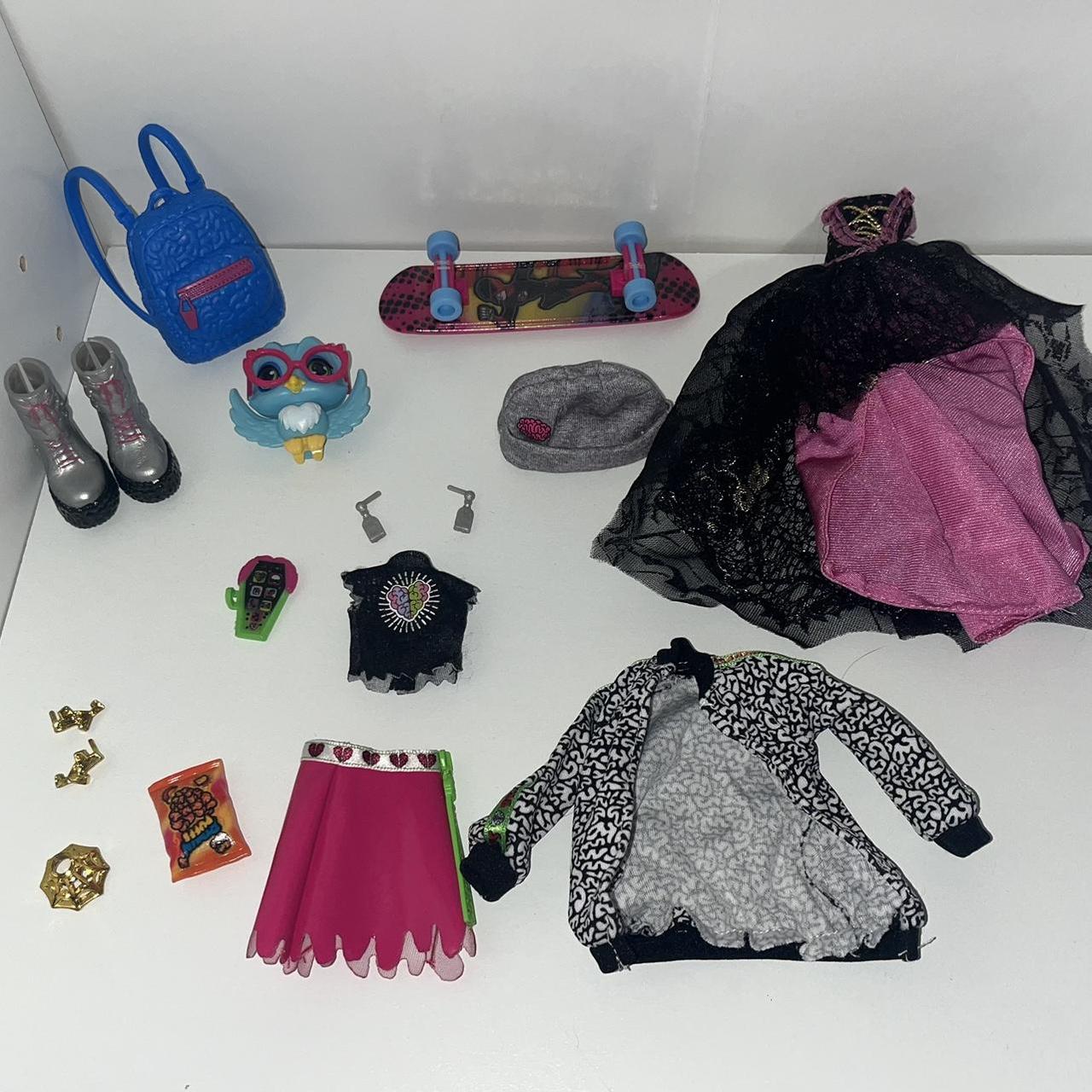 Monster high clothes and accessories lot!! (Mostly... - Depop