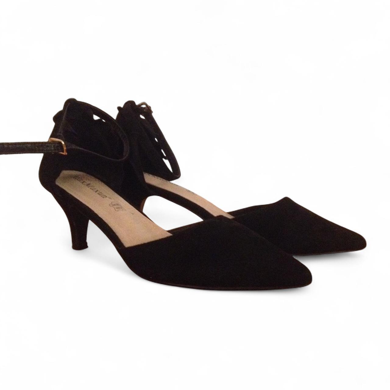 item listed by melomiemy