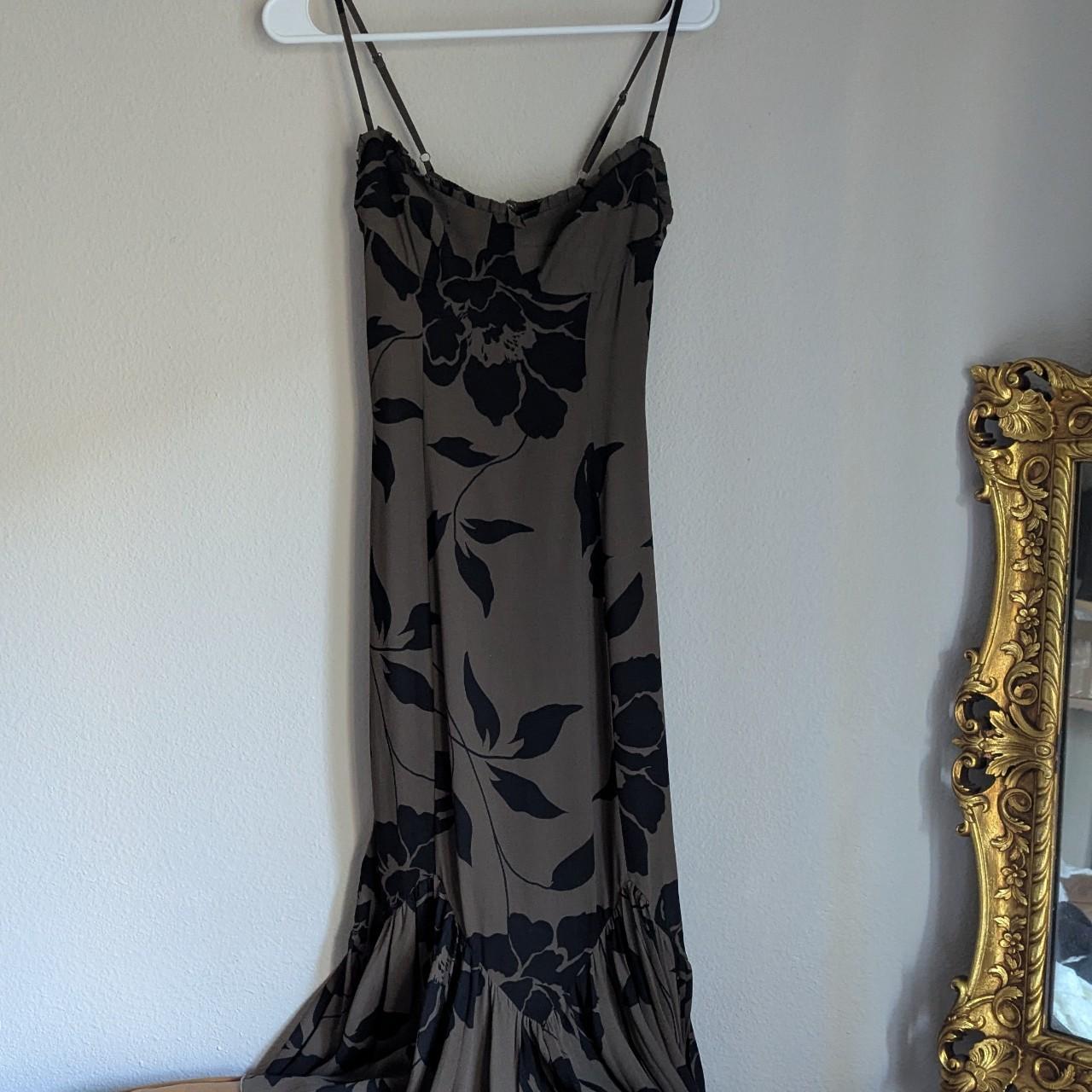 item listed by avery204