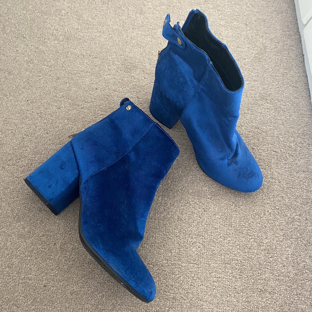 Electric blue velvet look heeled ankle boots with